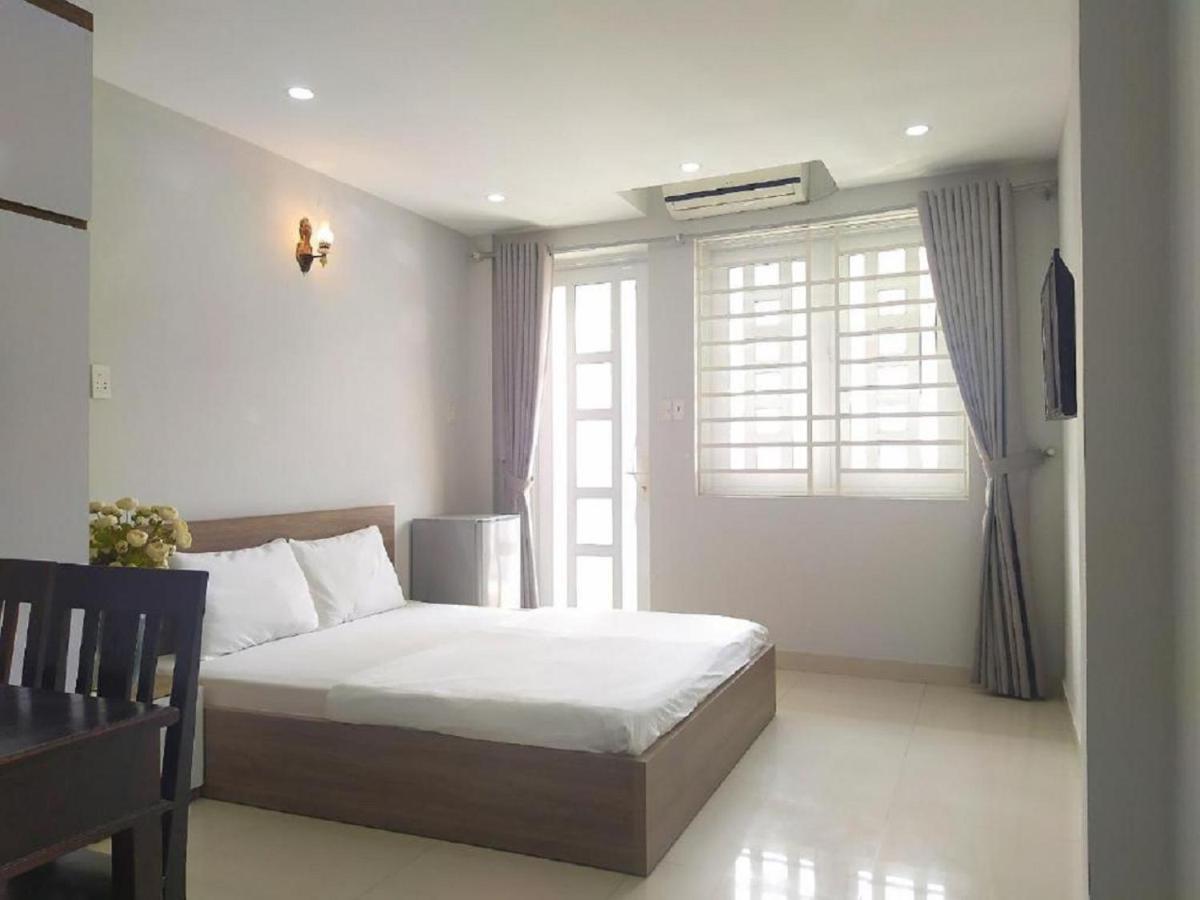 Venus Hotel - 2I1A Bạch Đằng P2 Tân Bình Cidade de Ho Chi Minh Exterior foto